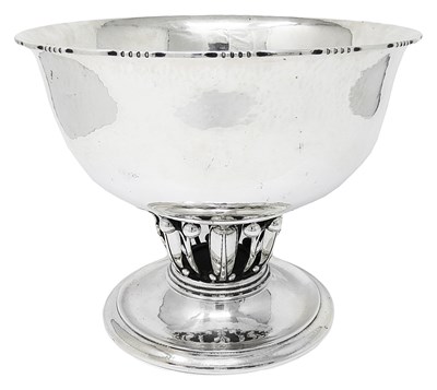 Lot 393 - A DANISH SILVER 'LOUVRE' CENTREPIECE BOWL