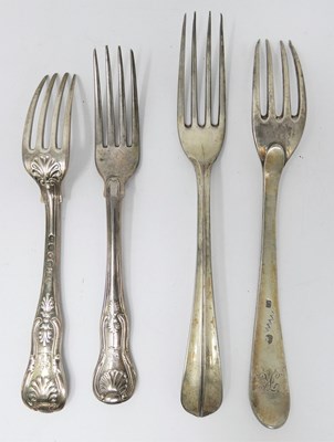 Lot 424 - TWELVE SILVER DESSERT FORKS