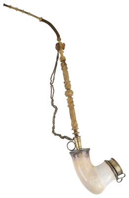 Lot 514 - A GEORGE III SILVER-GILT-MOUNTED MEERSCHAUM PIPE