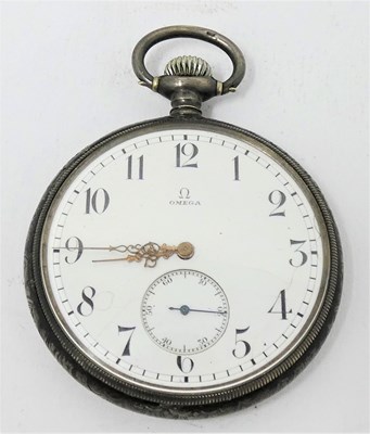Lot 572 - OMEGA: A SWISS SILVER POCKET WATCH