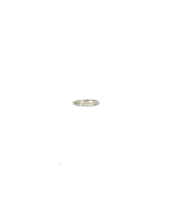 Lot 595 - DIAMOND HALF ETERNITY RING