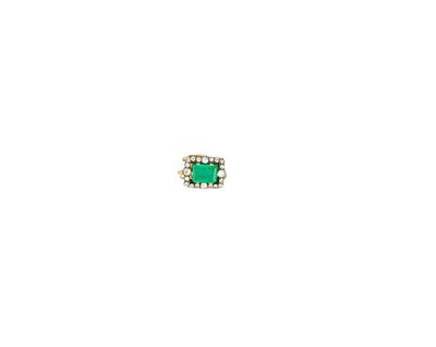 Lot 619 - EMERALD AND DIAMOND CLASP