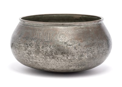 Lot 511 - A MAMLUK TINNED COPPER BOWL, EGYPT OR SYRIA, 14TH/15TH CENTURY