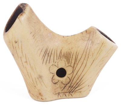 Lot 153 - PLAIN STAG ANTLER NETSUKE