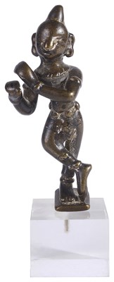 Lot 261 - A SMALL BRONZE FIGURE OF KRISHNA VENUGOPALA