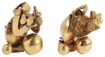 Lot 286 - A PAIR OF TODA GOLD EARRINGS