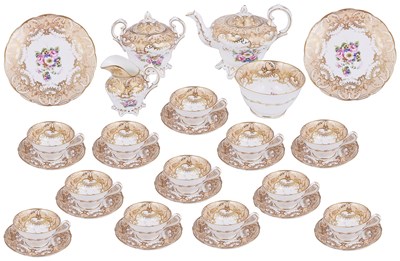 Lot 414 - A STAFFORSHIRE PORCELAIN TEA SET