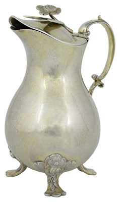 Lot 464 - A RUSSIAN SILVER CREAM JUG
