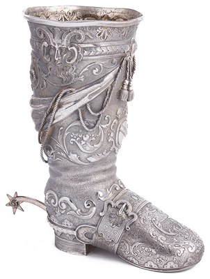 Lot 474 - A GERMAN SILVER NOVELTY 'BOOT' VASE