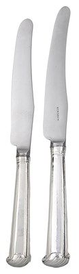 Lot 488 - TWELVE GEORGE II TABLE KNIVES AND TWELVE CHEESE KNIVES