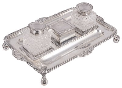 Lot 516 - A VICTORIAN SILVER INKSTAND