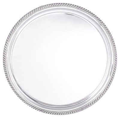 Lot 528 - A GEORGE V SILVER SALVER