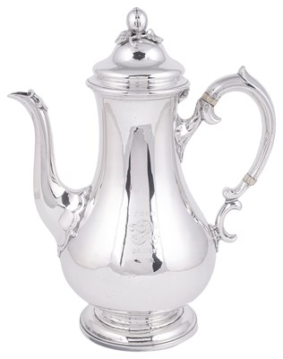 Lot 541 - ~ROYAL: A VICTORIAN SILVER COFFEE POT