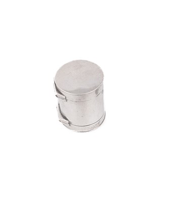 Lot 578 - A GEORGE III SILVER NUTMEG GRATER