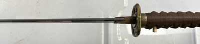 Lot 301 - A JAPANESE SHIN-GUNTO, SHOWA PERIOD (1926-1945), BLADE 1600-1700, SIGNED TAKADA JU FUJIWARA MUNEKAGE