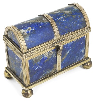 Lot 641 - A SILVER-GILT AND LAPIS LAZULI CASKET