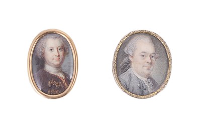 Lot 667 - ~A PORTRAIT MINIATURE OF A GENTLEMAN