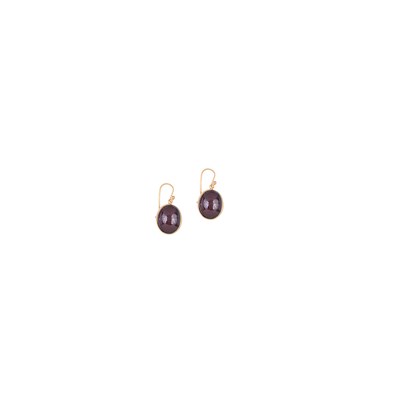 Lot 699 - PAIR OF GARNET EARRINGS