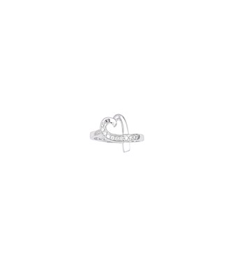 Lot 704 - DIAMOND 'LOVING HEART' RING