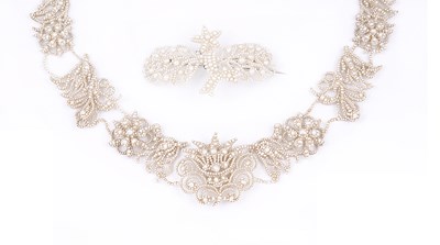 Lot 707 - VICTORIAN SEED PEARL BROOCH AND NECKLACE
