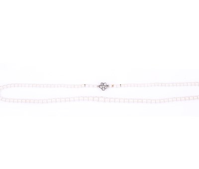 Lot 713 - CULTURED PEARL AND DIAMOND NECKLACE
