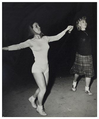 Lot 242 - WEEGEE (1899-1968)