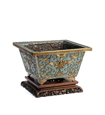Lot 48 - A CHINESE GILT-COPPER AND CHAMPLEVE ENAMEL JARDINIERE, QING DYNASTY (1644-1911)