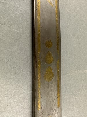 Lot 557 - □ A DECORATED SWORD (KILIG) IN OTTOMAN TURKISH 17TH CENTURY STYLE, 20TH CENTURY, PROBABLY SYRIA