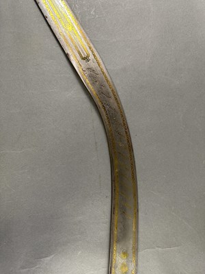 Lot 557 - □ A DECORATED SWORD (KILIG) IN OTTOMAN TURKISH 17TH CENTURY STYLE, 20TH CENTURY, PROBABLY SYRIA