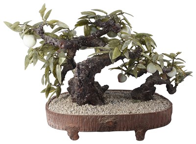Lot 29 - A CHINESE HARDSTONE LARGE MODEL OF A BONSAI FRUITING APPLE TREE