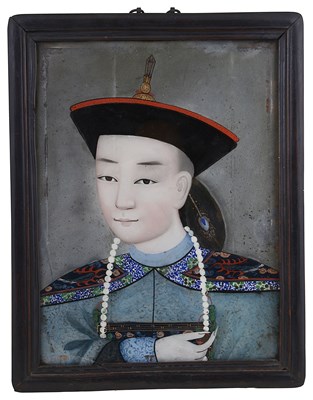 Lot 39 - A CHINESE REVERSE GLASS PAINTING OF A MANDARIN