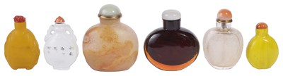 Lot 68 - A STUDY GROUP OF SIX CHINESE SNUFF BOTTLES