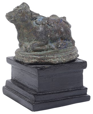 Lot 100 - A BRONZE FIGURE OF NANDI BULL