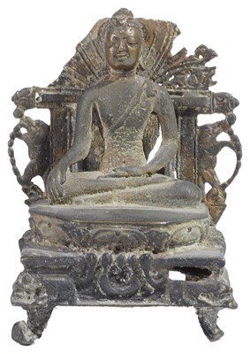 Lot 102 - A JAVANESE BRONZE FIGURE OF BUDDHA