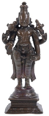 Lot 153 - A BRONZE FIGURE OF VISHNU