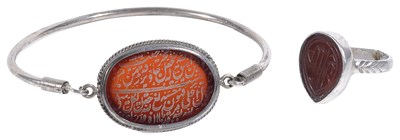 Lot 177 - A CARNELIAN-SET RING AND BRACELET