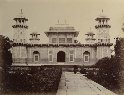 Lot 204 - A MISCELLANEOUS COLLECTION OF PHOTOGRAPHS AND PAINTINGS FROM INDIA