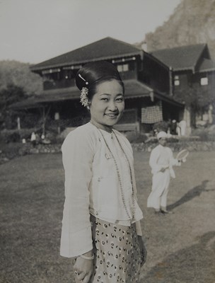 Lot 205 - A COLLECTION OF PHOTOGRAPHS DEPICTING SCENES AND CHARACTERS OF BURMA