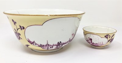 Lot 301 - A MEISSEN BOWL AND TEABOWL