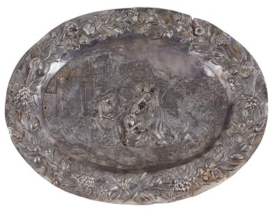 Lot 356 - A GERMAN SILVER DISH