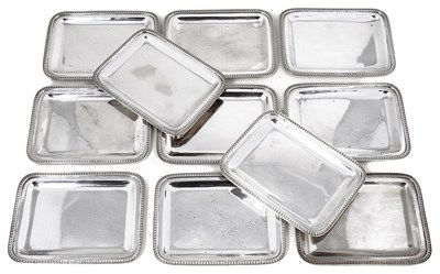 Lot 378 - A SET OF ELEVEN ITALIAN SMALL DISHES