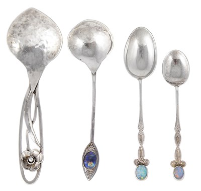 Lot 380 - A SET OF SIX AUSTRALIAN OPAL-SET SILVER TEASPOONS AND SIX COFFEE SPOONS