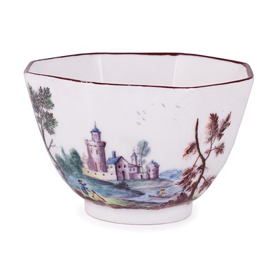 Lot 16 - A CHELSEA OCTAGONAL TEABOWL
