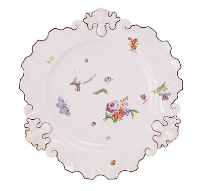 Lot 21 - A CHELSEA SILVER-SHAPED PLATE