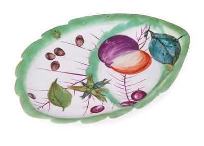 Lot 34 - A CHELSEA LEAF SHAPED DISH