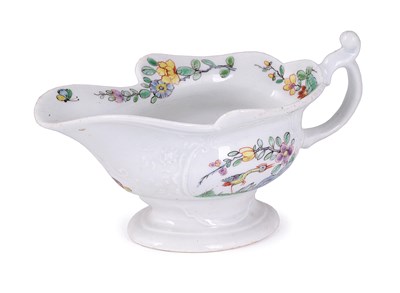 Lot 41 - A WORCESTER SILVER-SHAPED OVAL SAUCEBOAT