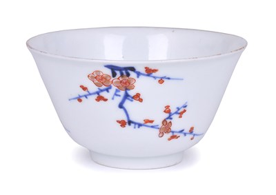 Lot 131 - A JAPANESE IMARI BOWL