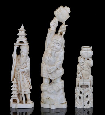 Lot 173 - A JAPANESE MARINE IVORY OKIMONO OF A PRIEST/BISHAMON TEN