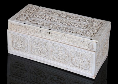 Lot 199 - AN IVORY CASKET