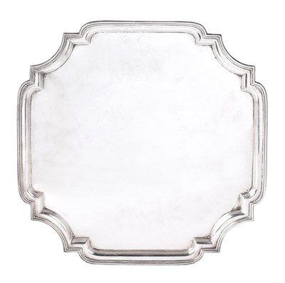 Lot 313 - A GEORGE V SILVER SALVER